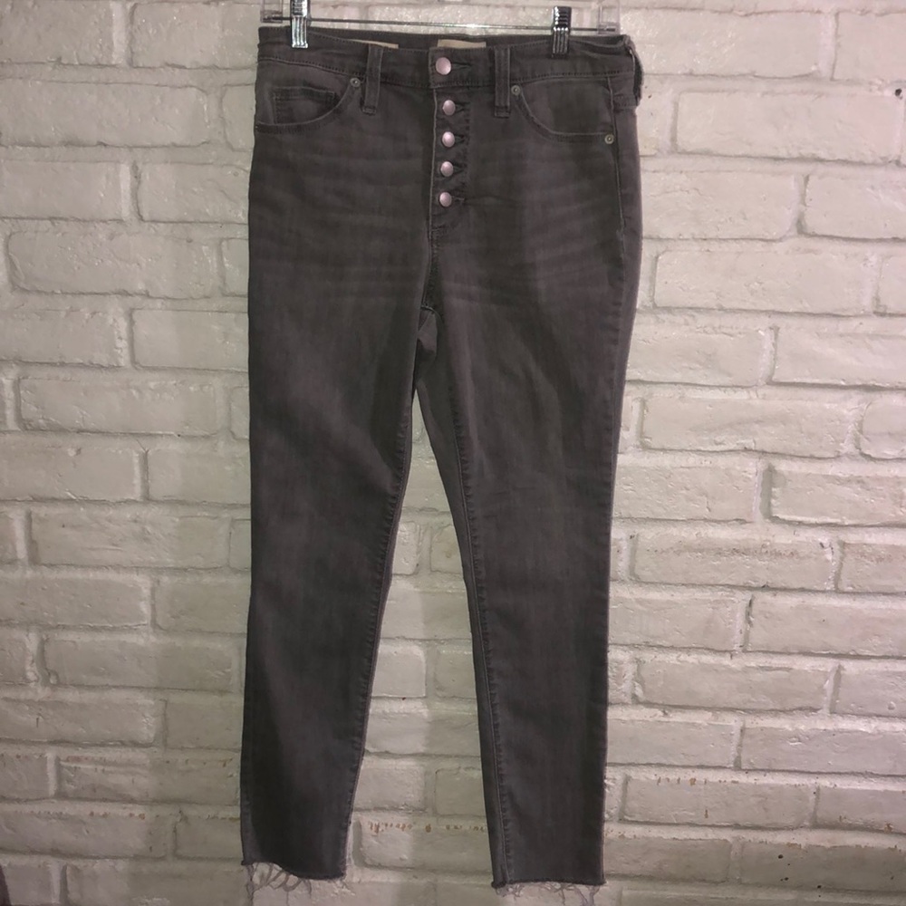 Universal Thread High Rise Skinny Gray Jeans size 6/28R